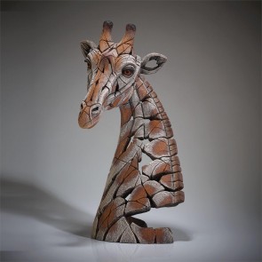 Edge Sculpture: Giraffe